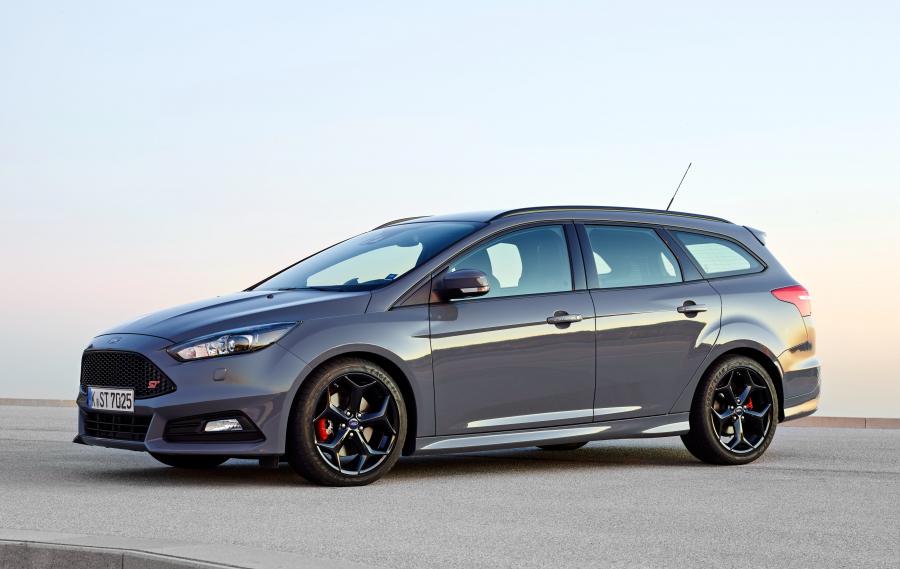  Ford Focus ST Turnier 2014 года  (фото 6 из 18)